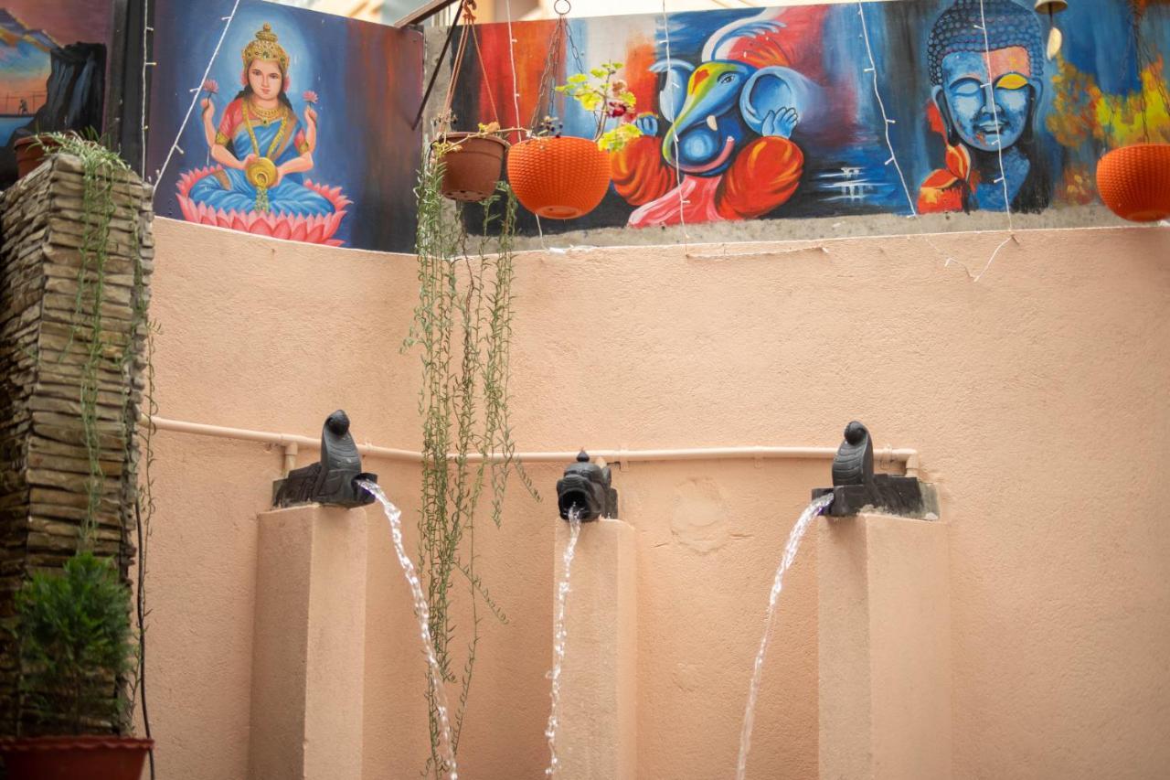Hotel Pala Kathmandu Luaran gambar